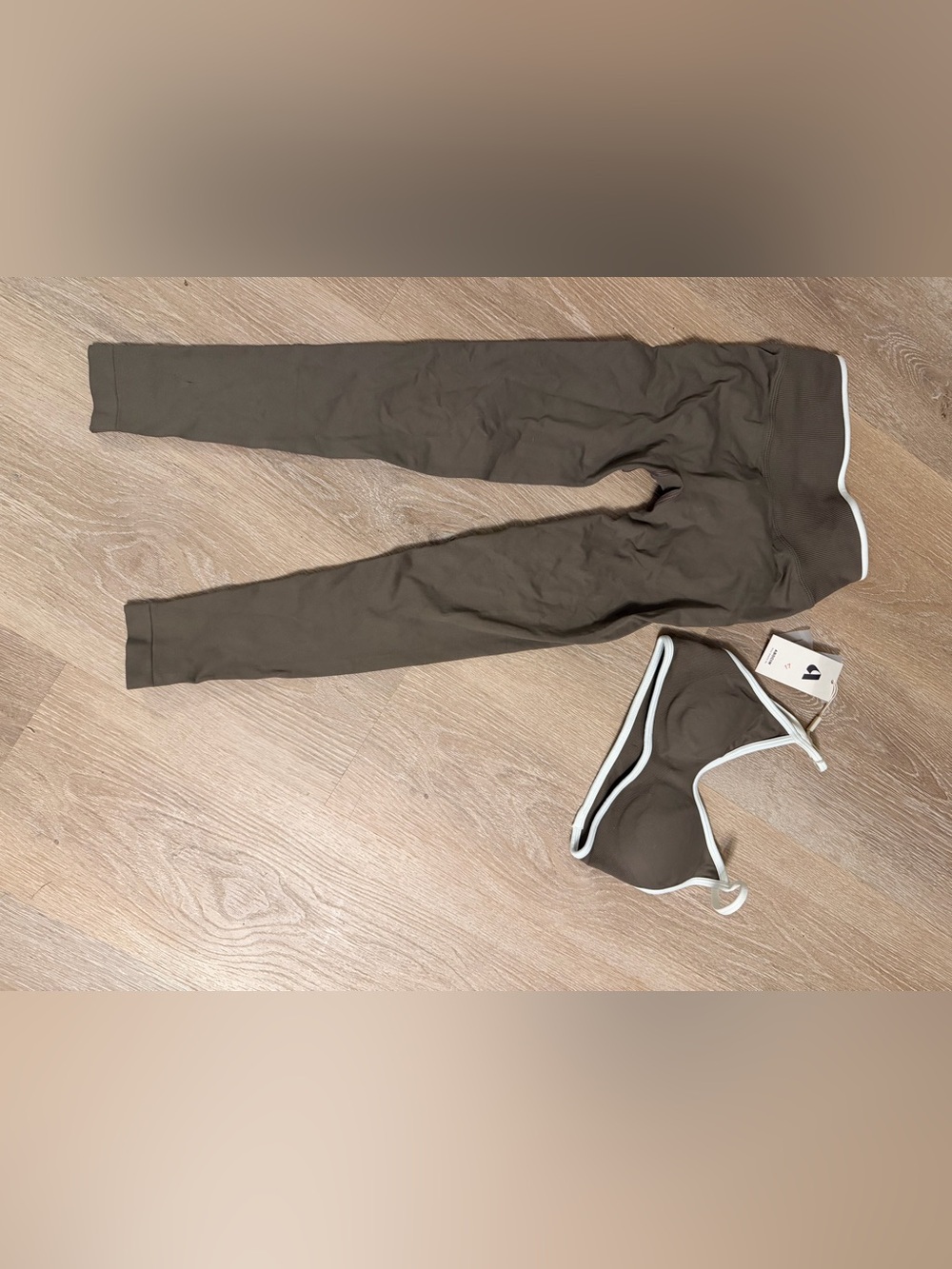 Brown 2 Piece Workout Set Sports Bra & Leggings Size XS NWT